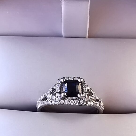 18 Kt. White Gold ,  Blue Sapphire and  Multi Diamond Ring - Picture 5 of 13
